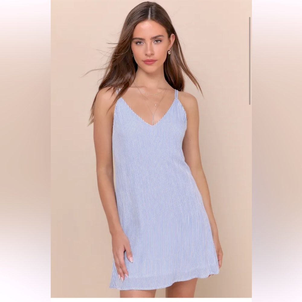 ⚜️ 3/$25 ⚜️ NWOT blue and white pinstriped sundress from LuLus, XS. Never worn.